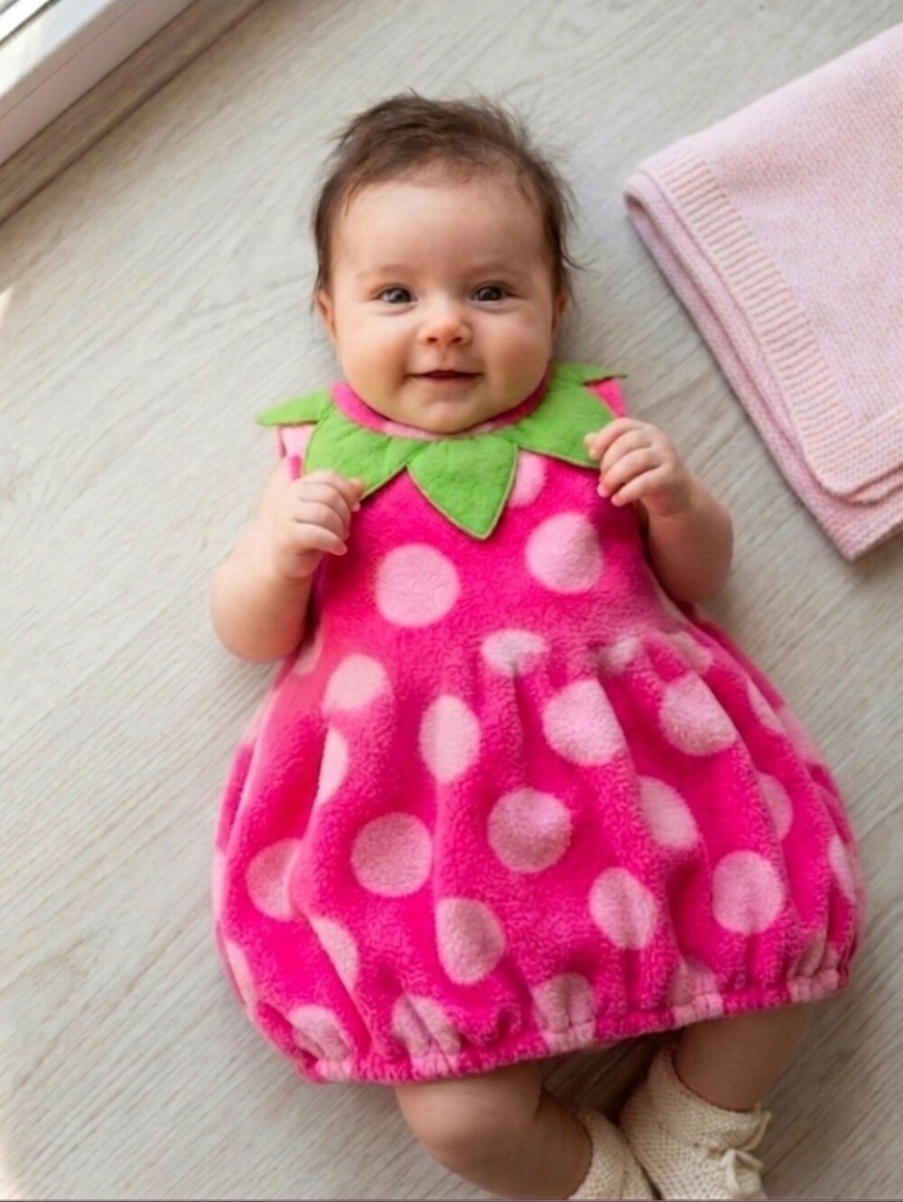 Sandra Magsamen Pink Strawberry Kisses Halloween Costume Size 0-3 Months